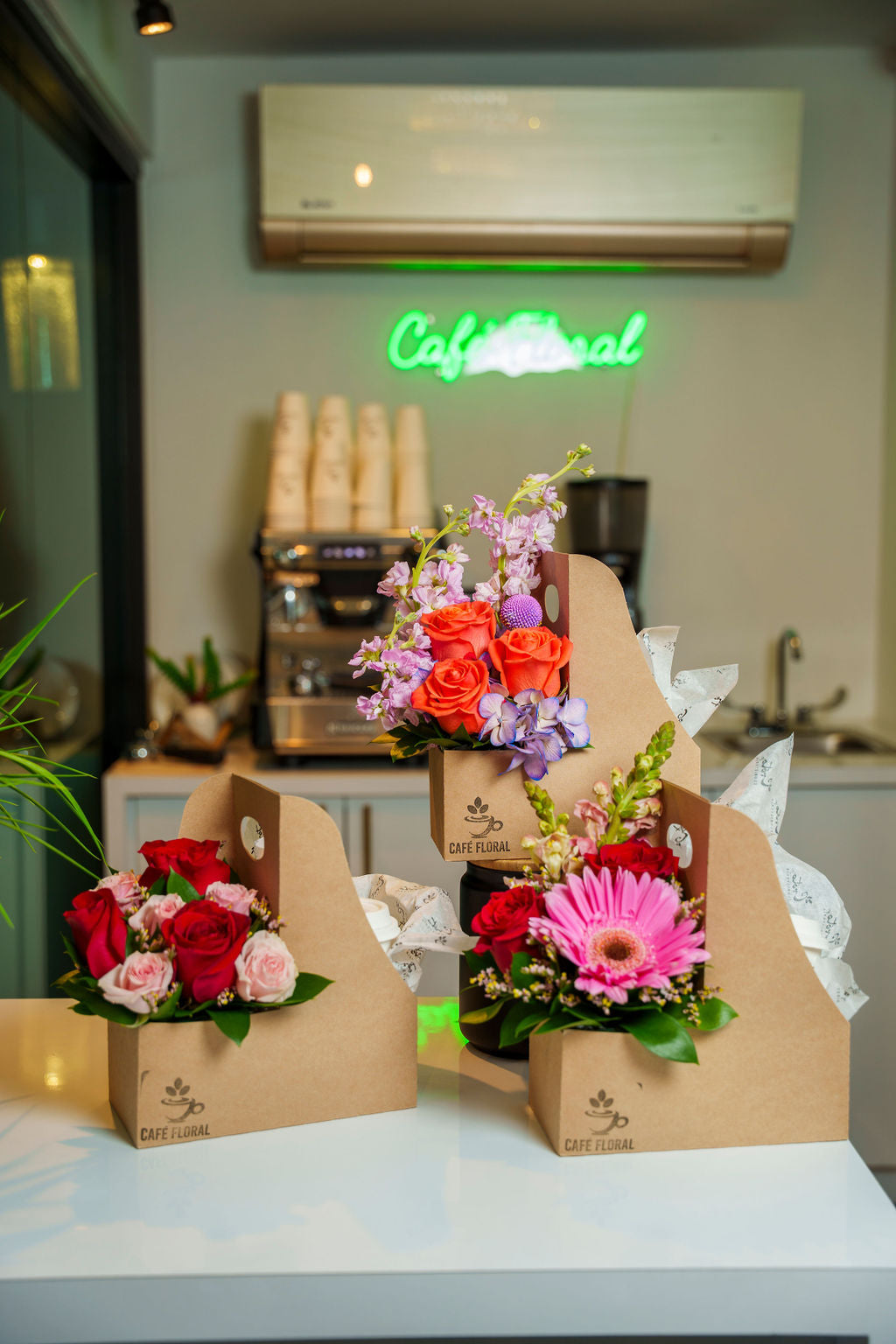 Café + Flores
