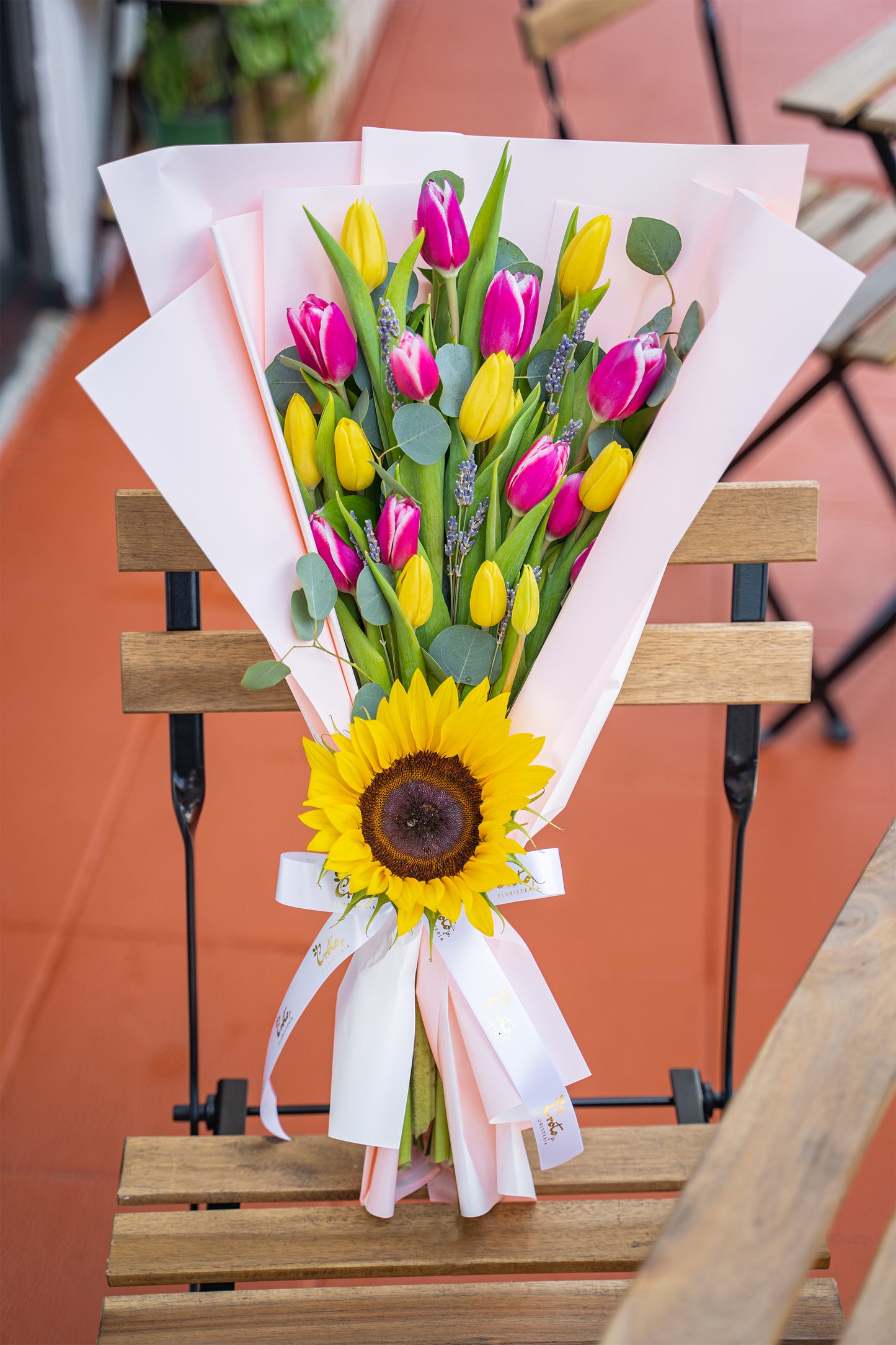 Tulip Breeze